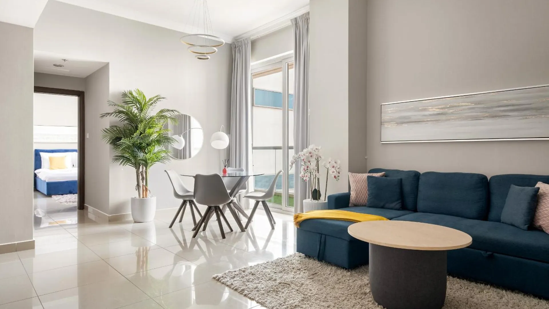 Business Bay Premium Apartment By Renttiers Dubai